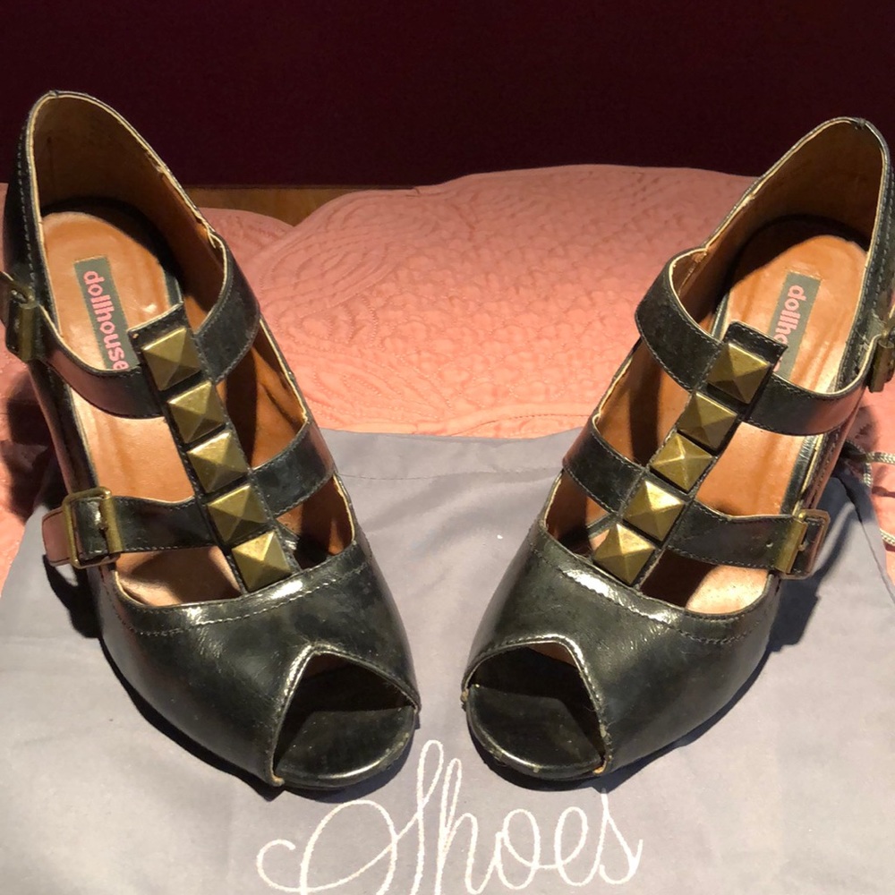 Heels with attitude!